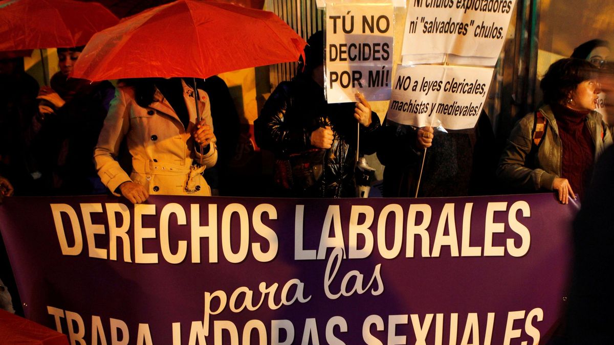 El PSOE plantea abolir la prostitución y ya no denunciará los Acuerdos con la Santa Sede