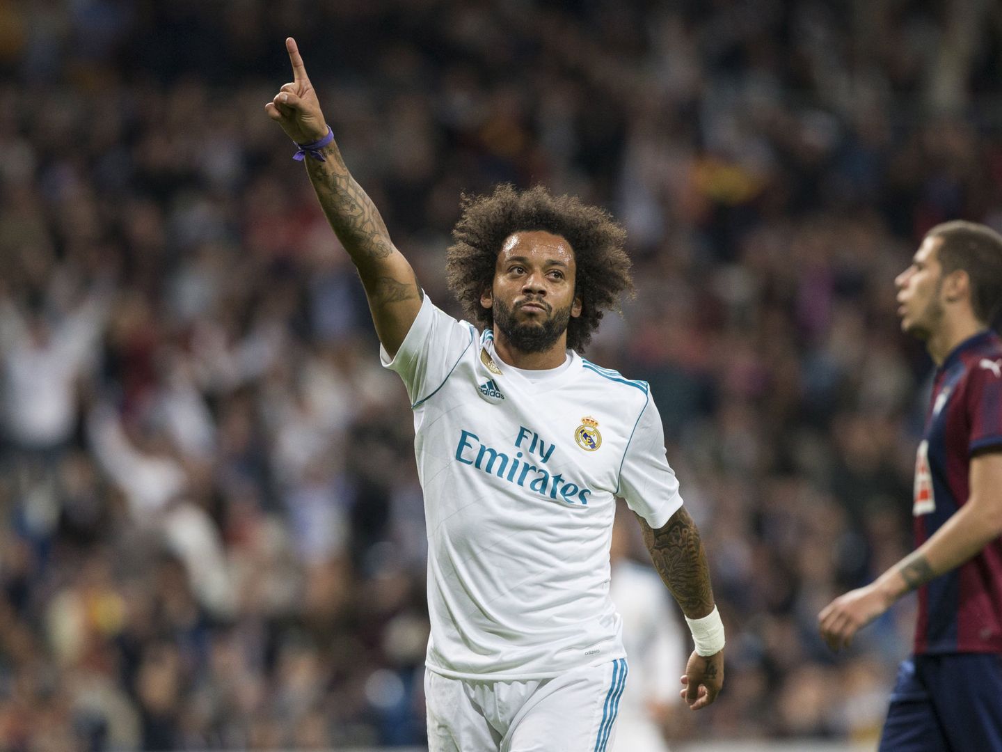 Marcelo anotó el mejor gol de la noche. (EFE)