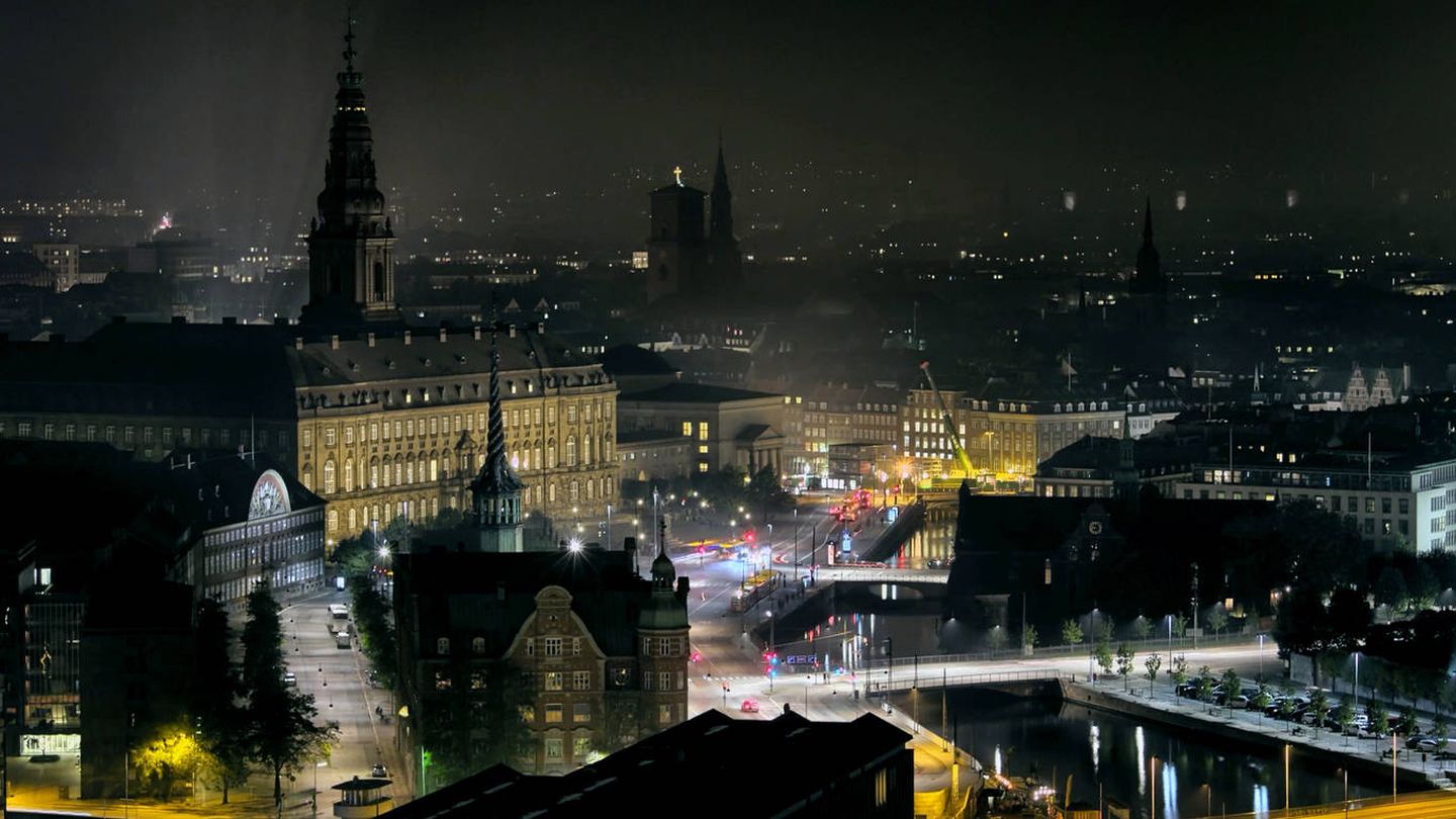 Copenhague de noche. (iStock)