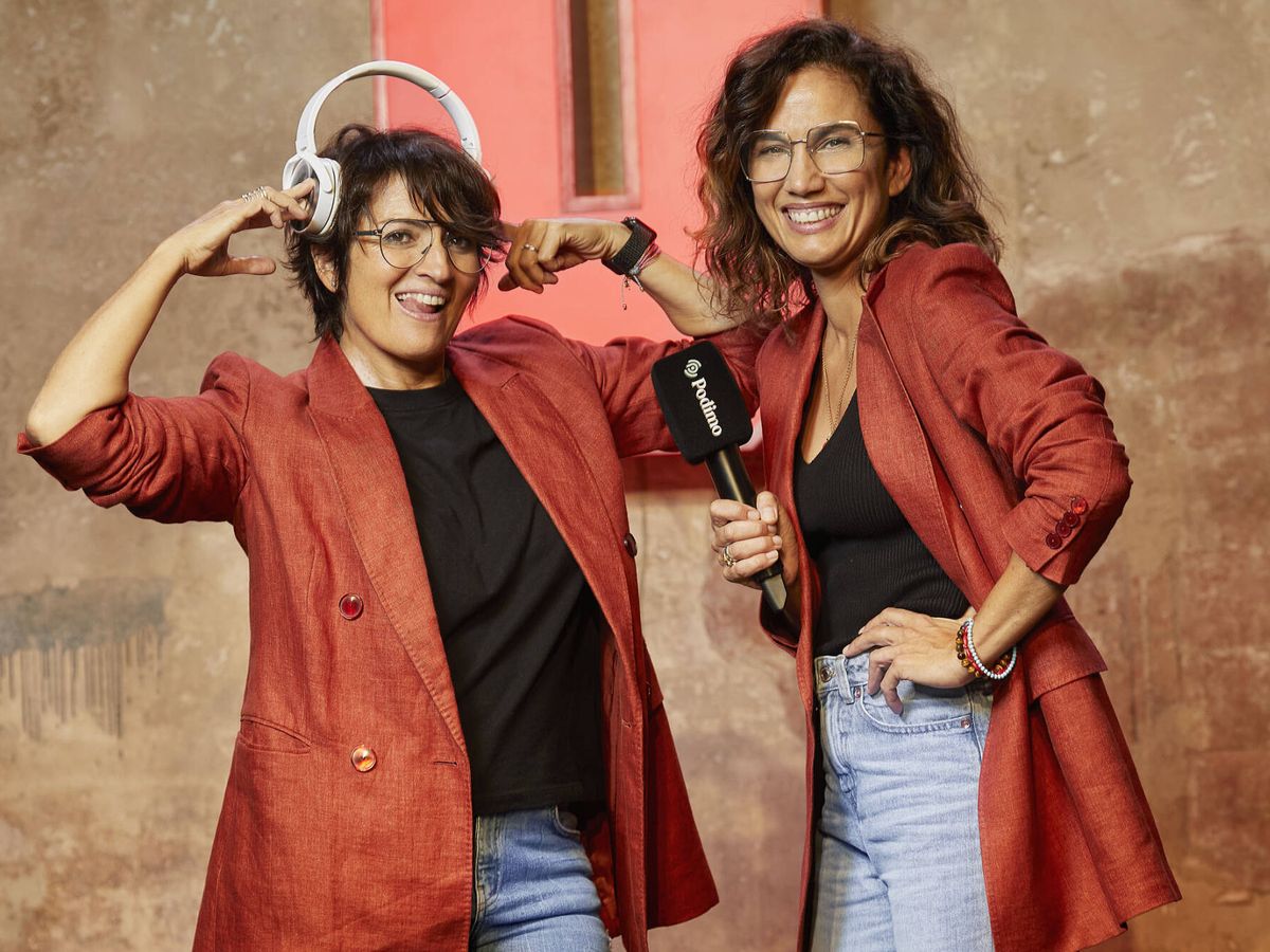 Foto: Toni Acosta, junto a Silvia Abril, es una de las famosas que ha celebrado el 8-M en redes sociales. (Cortesía/Podimo)