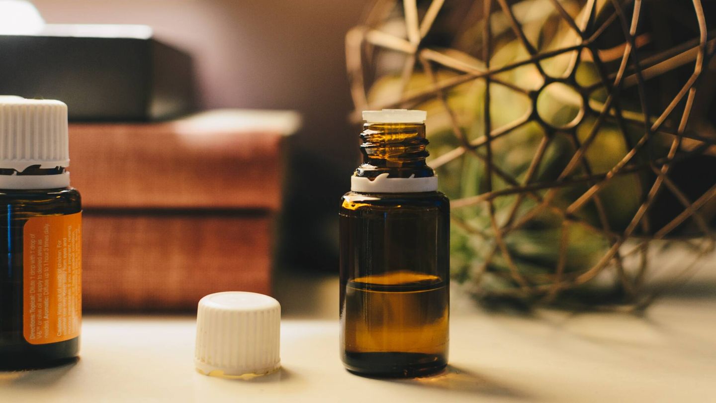 El aceite de cártamo de ser mantener la mayor pureza para que la piel lo tolere y mantnega todas sus propiedades. (Unsplash)