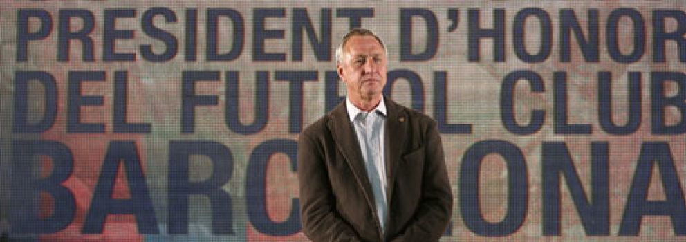Foto: Cruyff se emociona en su nombramiento como presidente de Honor del FC Barcelona
