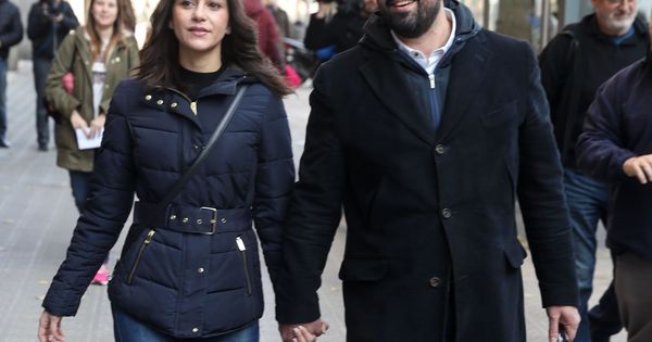 Foto: Inés Arrimadas, junto a su marido, Xavier Cima. (EFE)