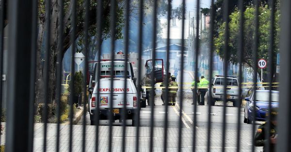 Foto: Vista general del lugar donde se ha producido la explosión, en la Escuela General Santander de la Policía en Bogotá