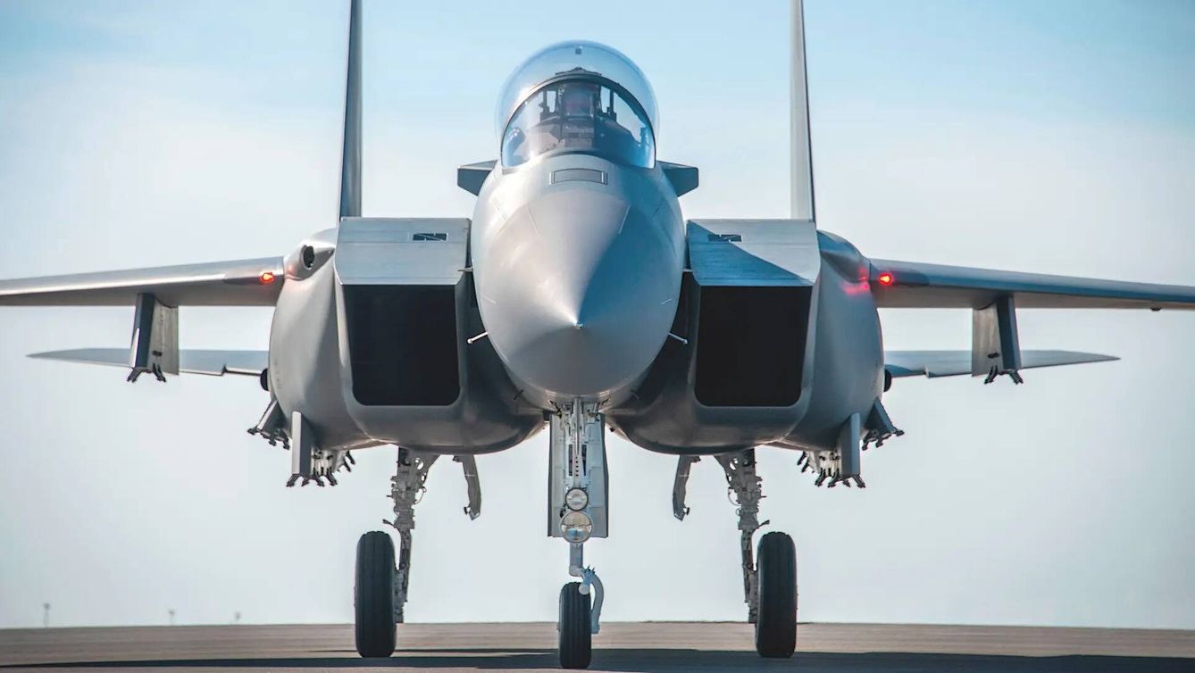 El F-15EX de frente. (USAF)