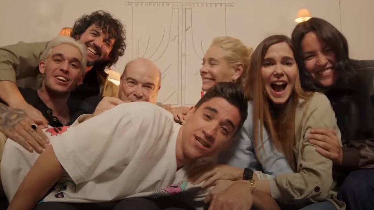 Aluvión de críticas a Telecinco por hacer un especial de 'Los Serrano' sin sus protagonistas