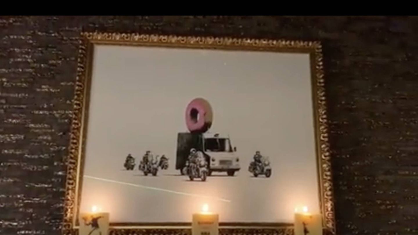  'Banksy Donut'. (Amazon Prime Video)