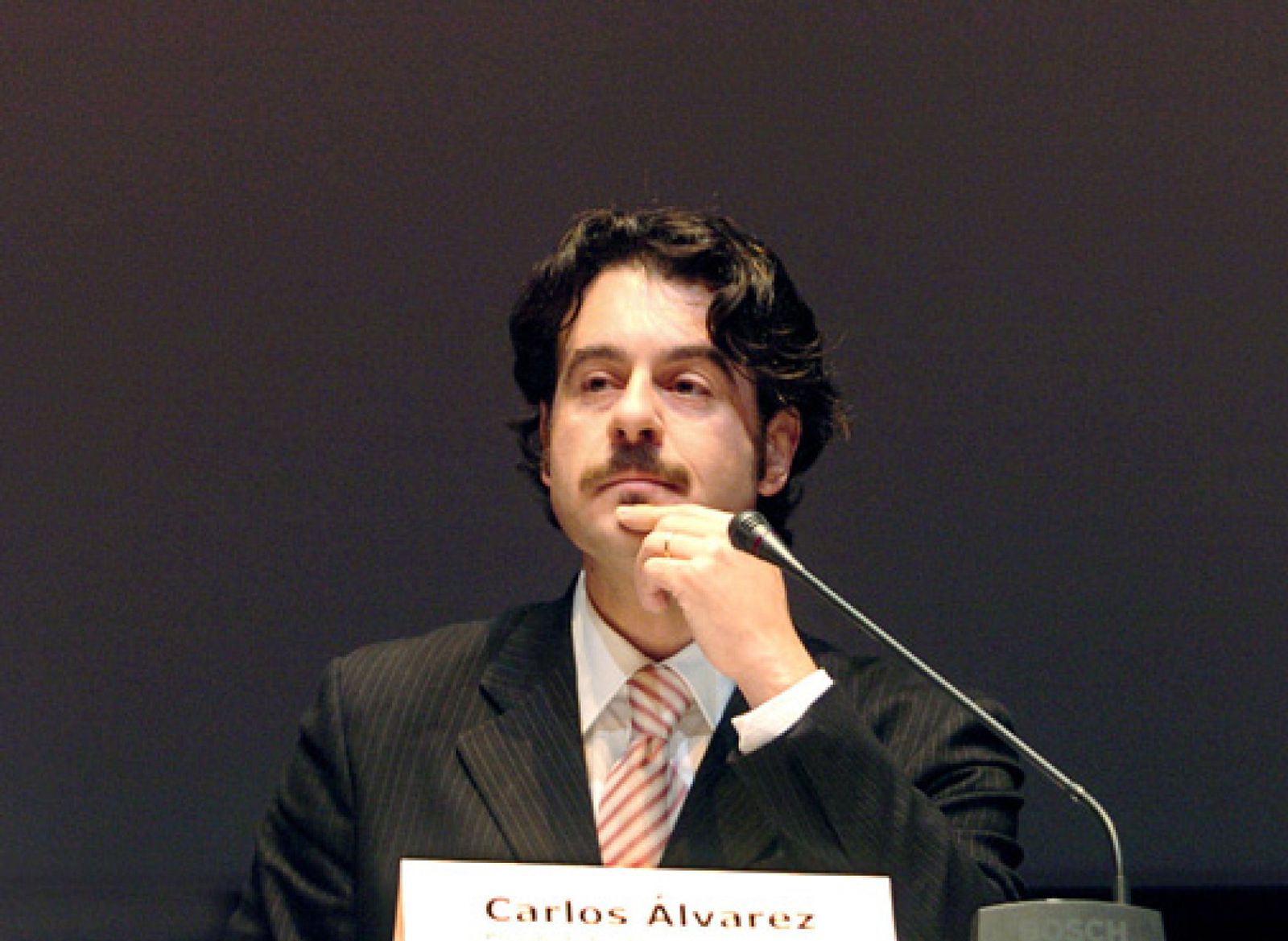 Foto: El barítono Carlos Álvarez dimite como presidente de su fundación
