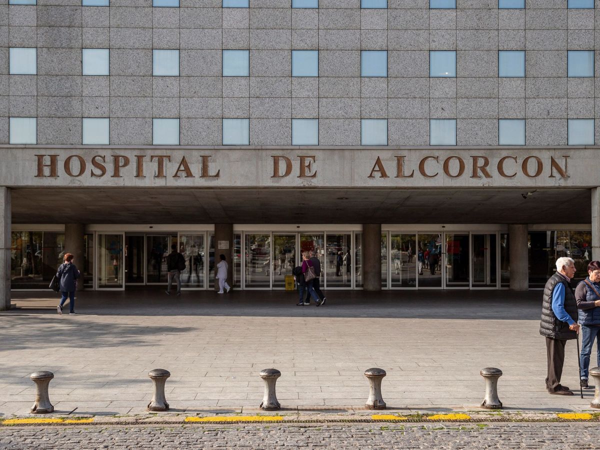 Foto: Fachada del hospital de Alcorcón de Madrid. (EFE/Rodrigo Jiménez)