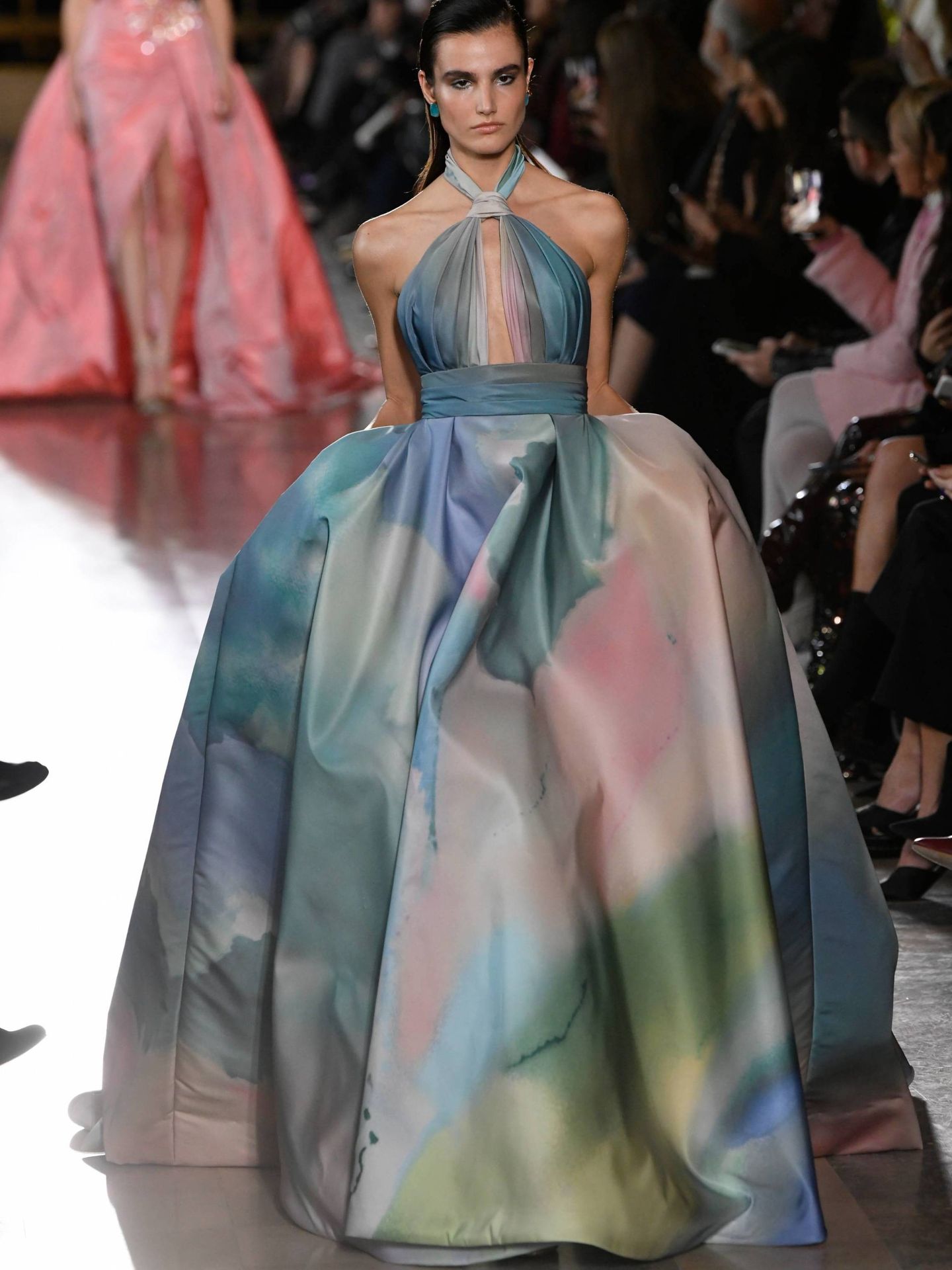 El vestido lucido por Victoria Iglesias, presentado en la pasarela de París en el mes de enero. (Cordon Press)