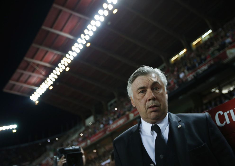 Foto: Carlo Ancelotti en el Sánchez Pizjuán (Reuters).