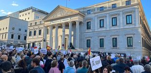 Post de Chasco en la calle: 2.000 personas acuden a la última llamada de Más Madrid en defensa de Sánchez