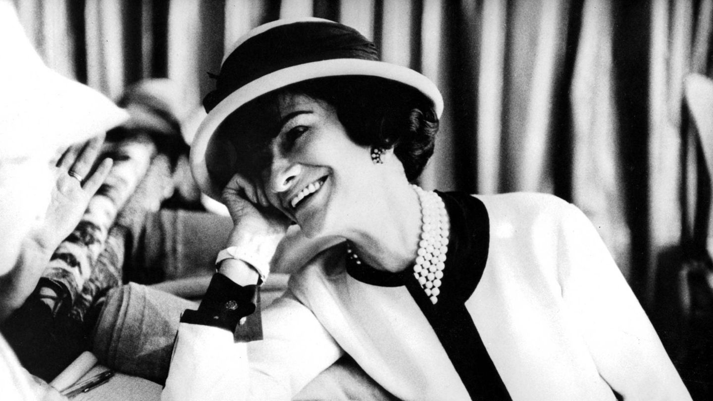 Coco Chanel creó el ‘2.55’ en febrero de 1955.