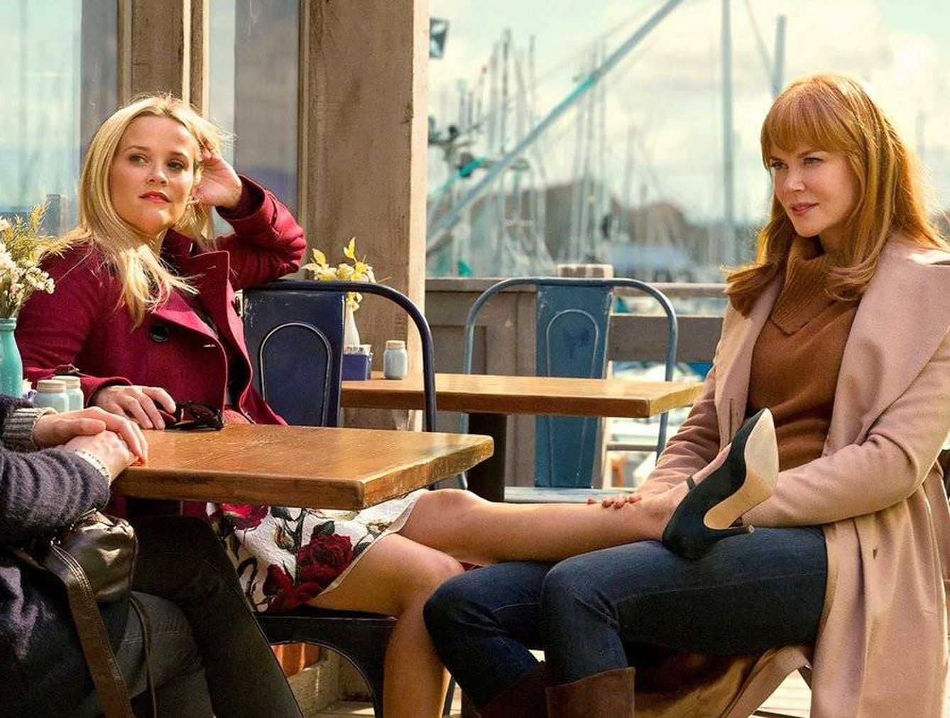 Nicole Kidman y Reese Witherspoon en 'Big little lies'. (HBO)