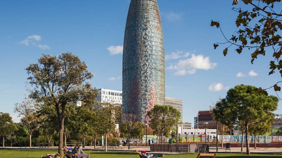 Bienvenidos a la arquitectura fálica: por qué nos atraen tanto los rascacielos con forma de pene 