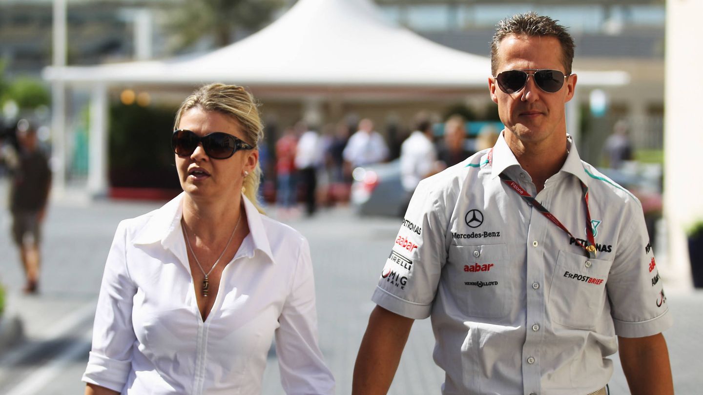 Corinna y Michael Schumacher en el GP de Fórmula Uno de Abu Dhabi, en 2011. (Getty)