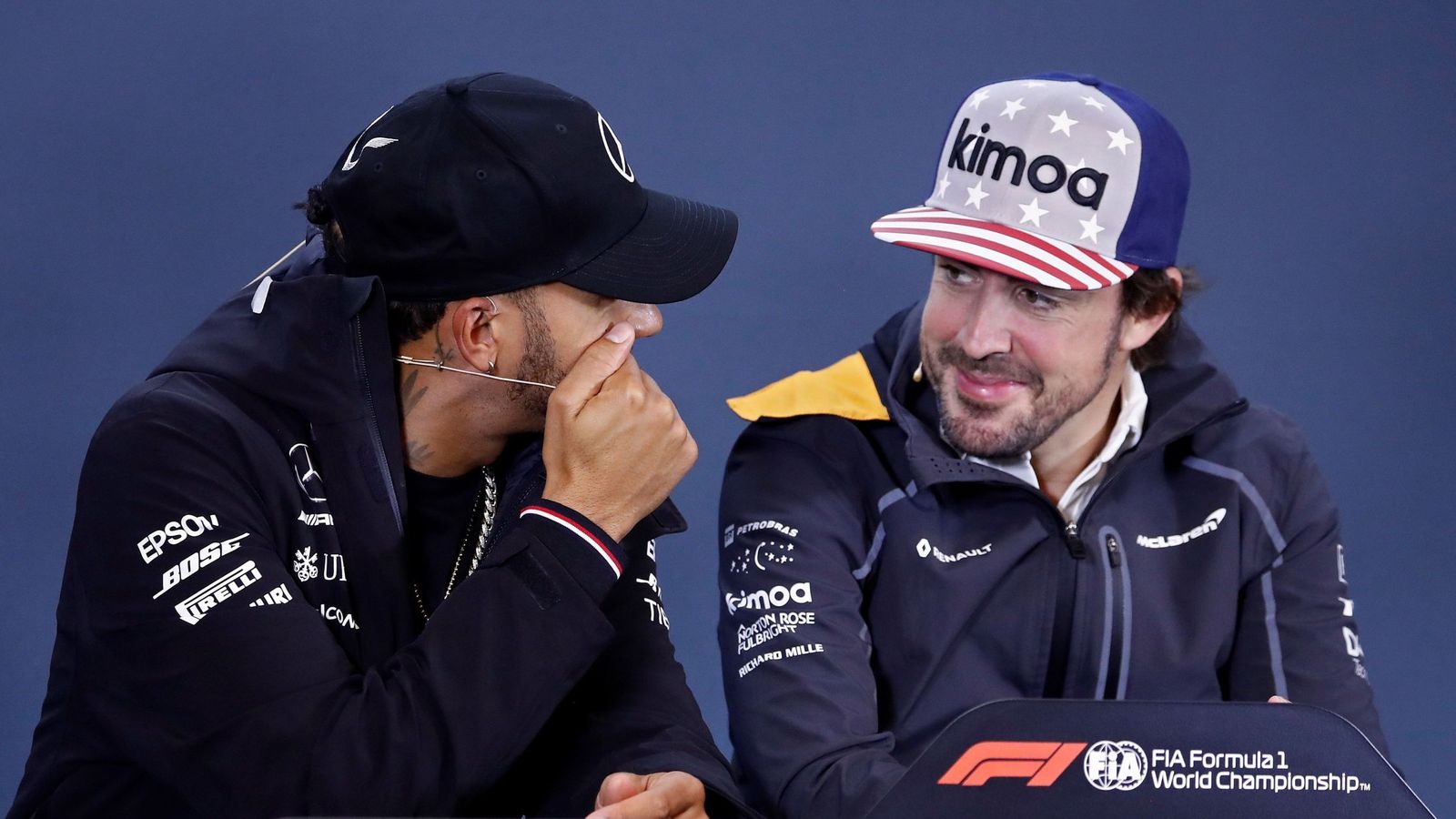 Foto: Fernando Alonso y Lewis Hamilton, en la rueda de prensa del GP de Estados Unidos (EFE)