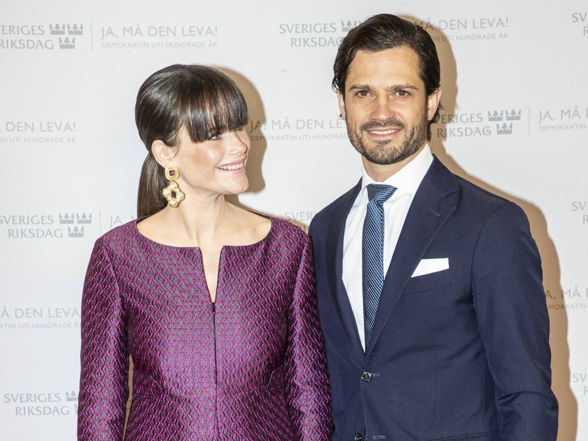Foto: Los príncipes Carlos Felipe y Sofía de Suecia. (CP)