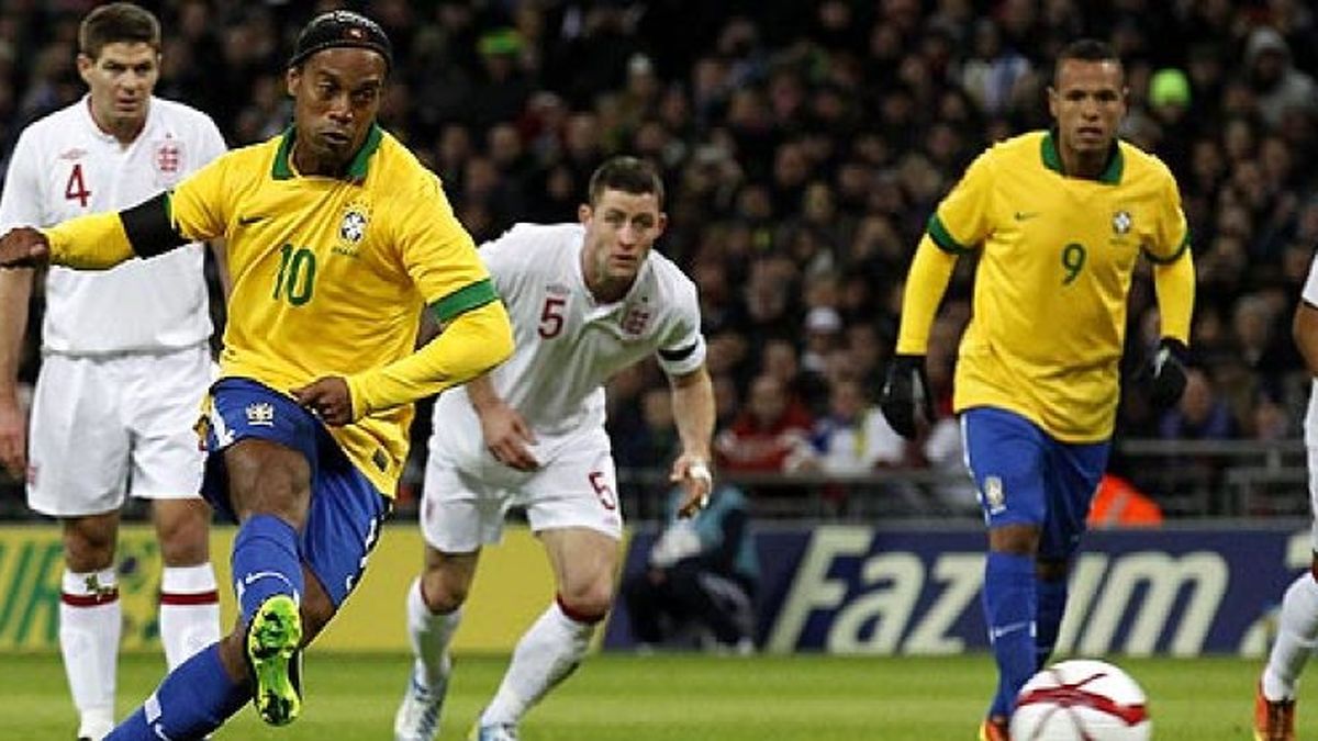 Inglaterra amarga el retorno de Ronaldinho mientras Portugal queda en evidencia