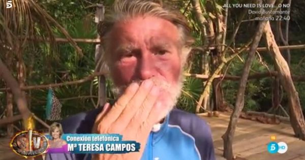 Foto: Edmundo se rompe tras escuchar la declaración de amor de Teresa Campos en 'Supervivientes'. (Mediaset España)