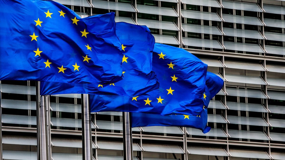 Bruselas considera que la norma contra la desinformación cumple sus criterios