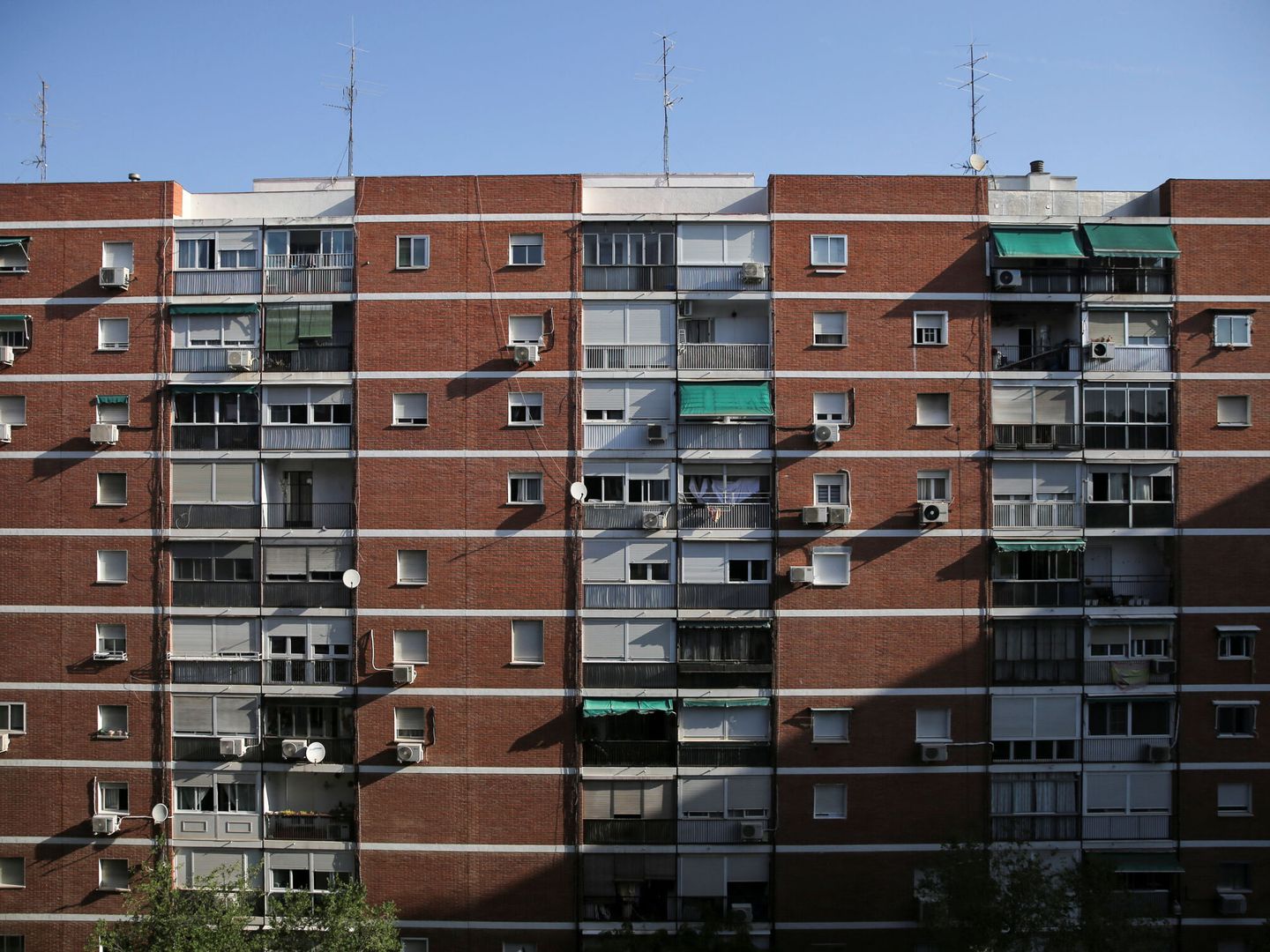 ¿Quién posee más pisos en este edificio? (Reuters/Isabel Infantes)