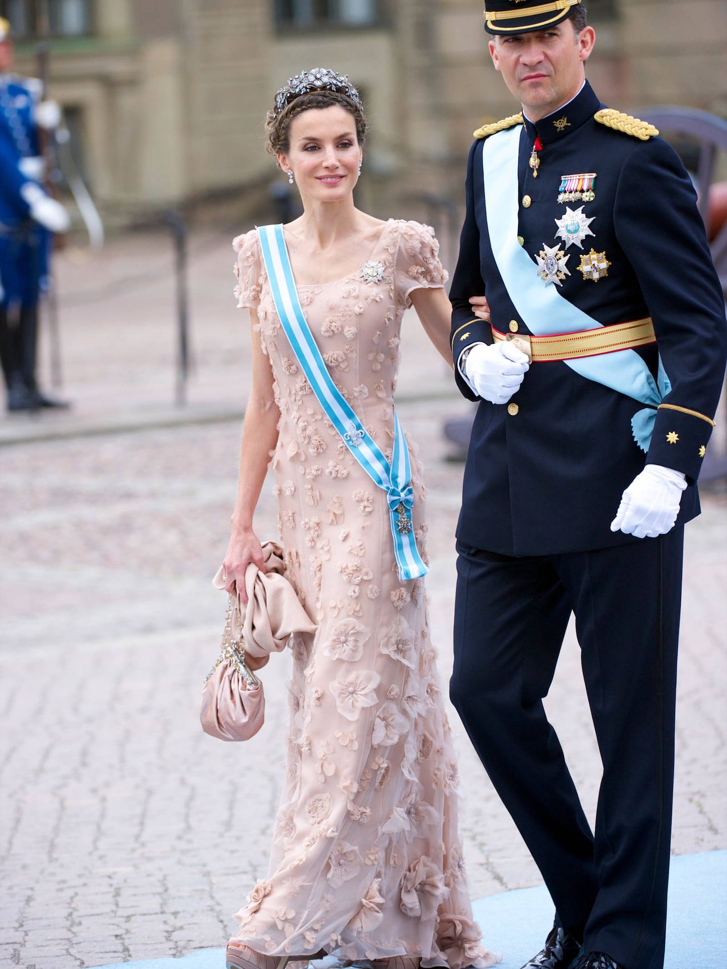 Los reyes Felipe y Letizia acudieron en 2010, en su papel como herederos de la Corona, a la boda de la princesa Victoria de Suecia. (Getty)