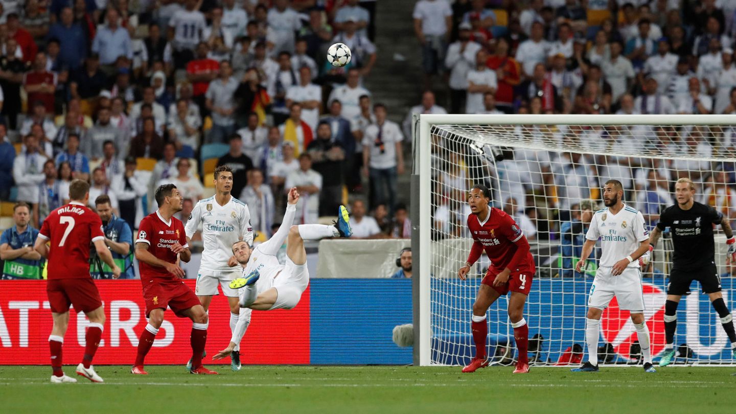 El acrobático remate de Bale. (Reuters)