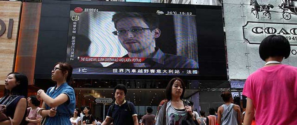 Foto: Snowden aterriza en Moscú con el respaldo de Wikileaks y Garzón