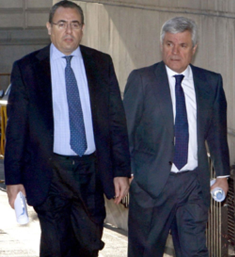 Foto: Garzón deja en libertad a Gordon y Blanco Balín, ex socio de Agag y ex CEO de Repsol