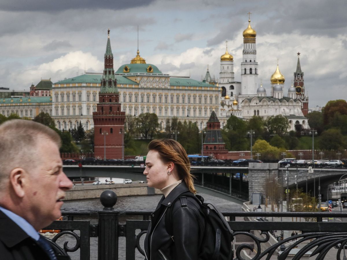 Foto: Vista del Kremlin en Moscú. (EFE/YURI KOCHETKOV)