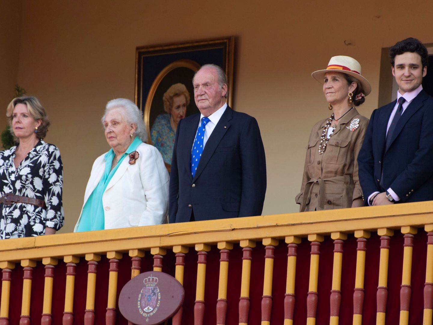 El rey Juan Carlos junto a la infanta Pilar,  en una imagen de archivo. (EFE)