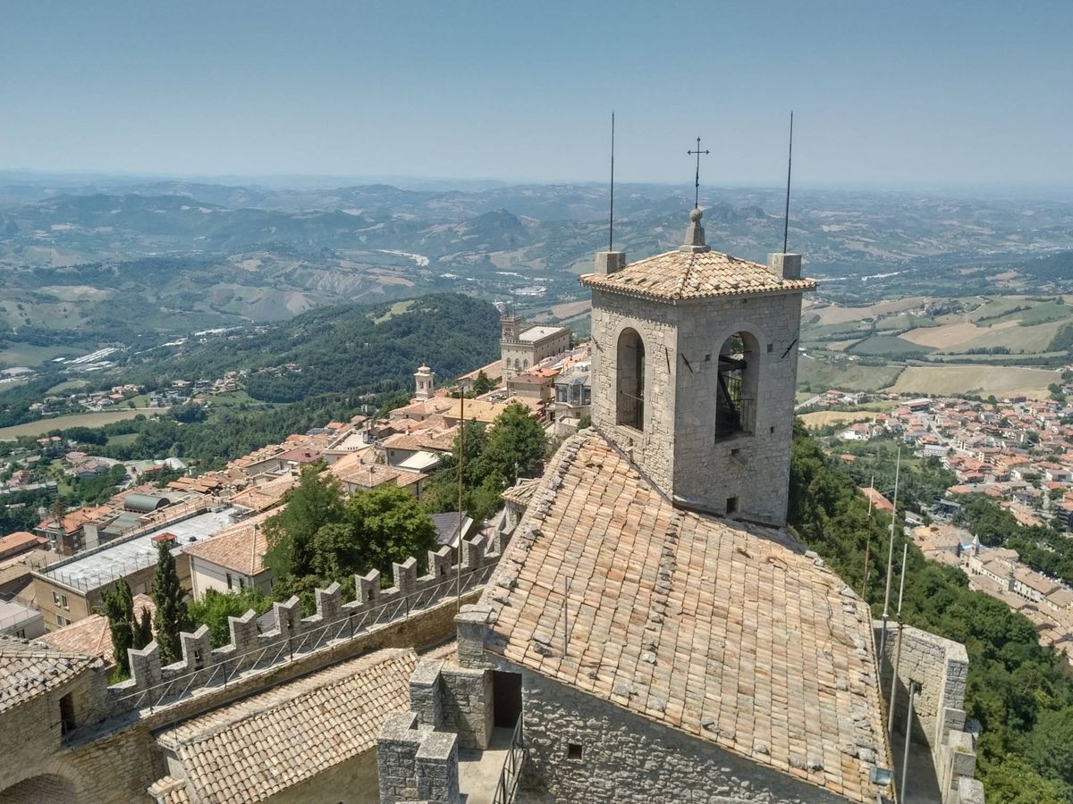 Foto: San Marino y su política de mano férrea contra los antivacunas (Fotos: Wikimedia Commons)
