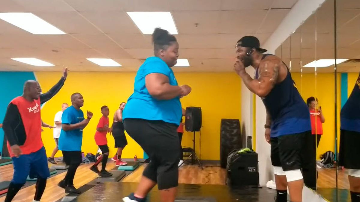 Una mujer adelgaza 35 kilos bailando hip hop en clases de aerobic