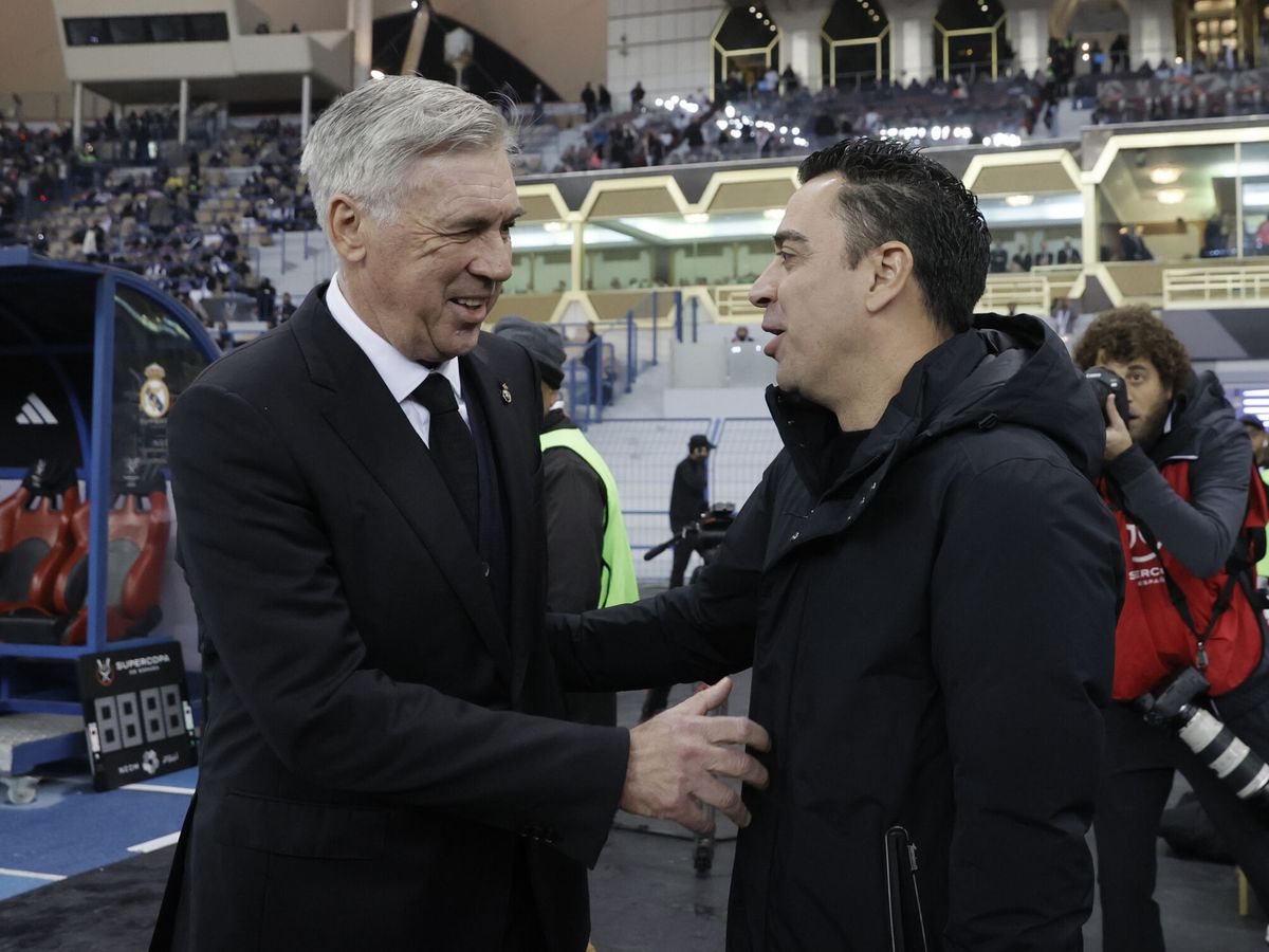 Foto: Ancelotti y Xavi, entrenadores de Real Madrid y Barça