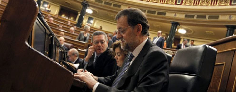Foto: Rosa Díez a Rajoy: "No pasa nada por llamar al rescate rescate"
