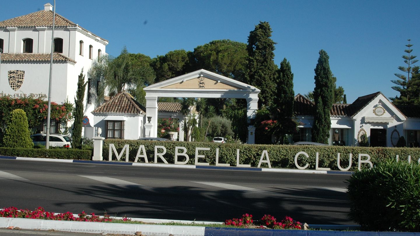 Vista de la fachada de marbella club.