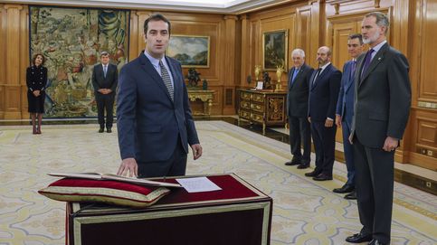 Sánchez nombra a Carlos Cuerpo ministro de Economía y asciende a Montero a vicepresidenta primera