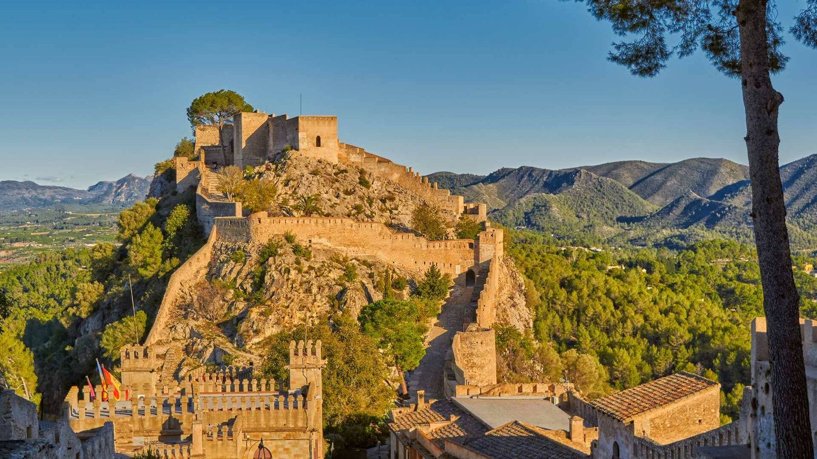 Xàtiva o lo que una pequeña ciudad en primera línea de la historia puede enseñarnos Uno de los núcleos valencianos con mayor patrimonio y sustrato cultural busca fortalecerse a partir de su pasado