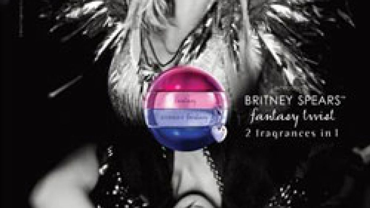 Britney Spears muestra sus dos caras en su nuevo perfume