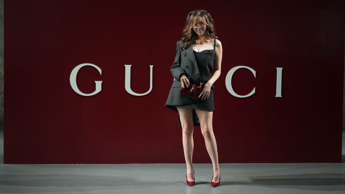Kering se hunde un 12% al alertar de la caída de ventas de Gucci y condena al sector del lujo