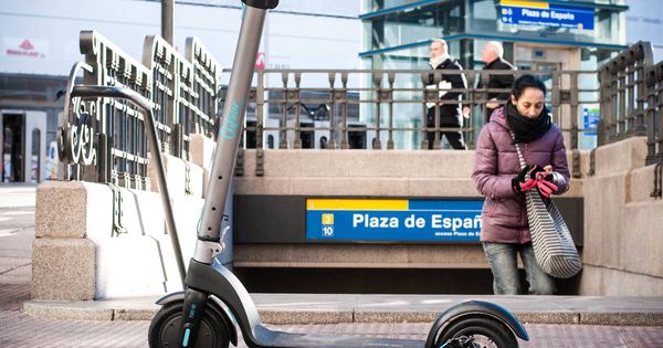 Foto: Nos hemos estado moviendo con el patinete eléctrico de Cecotec un mes por Madrid. (C. Castellón)