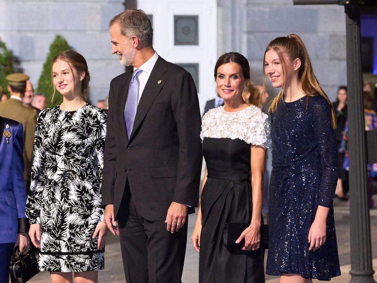 Foto: La familia real, el pasado octubre en Oviedo. (Limited Pictures)
