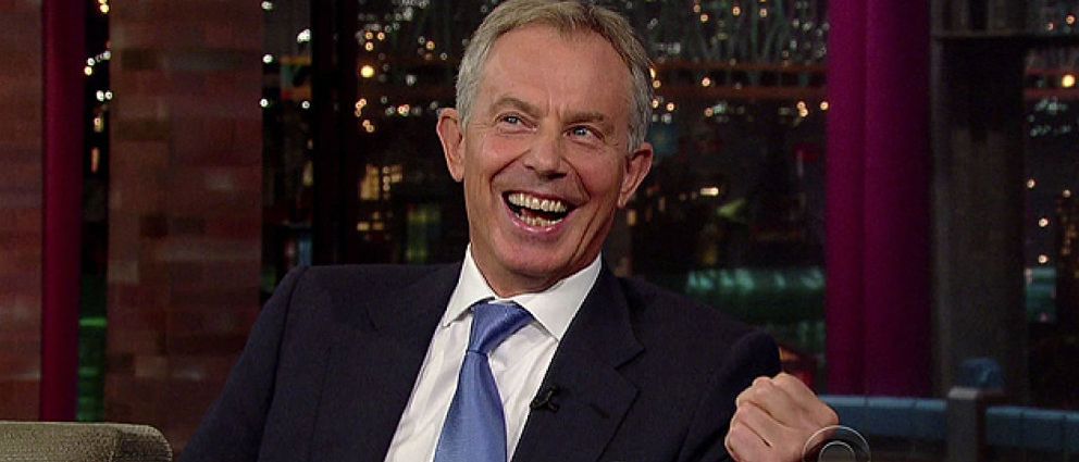 Foto: Tony Blair hace caja con una fiesta de su hijo