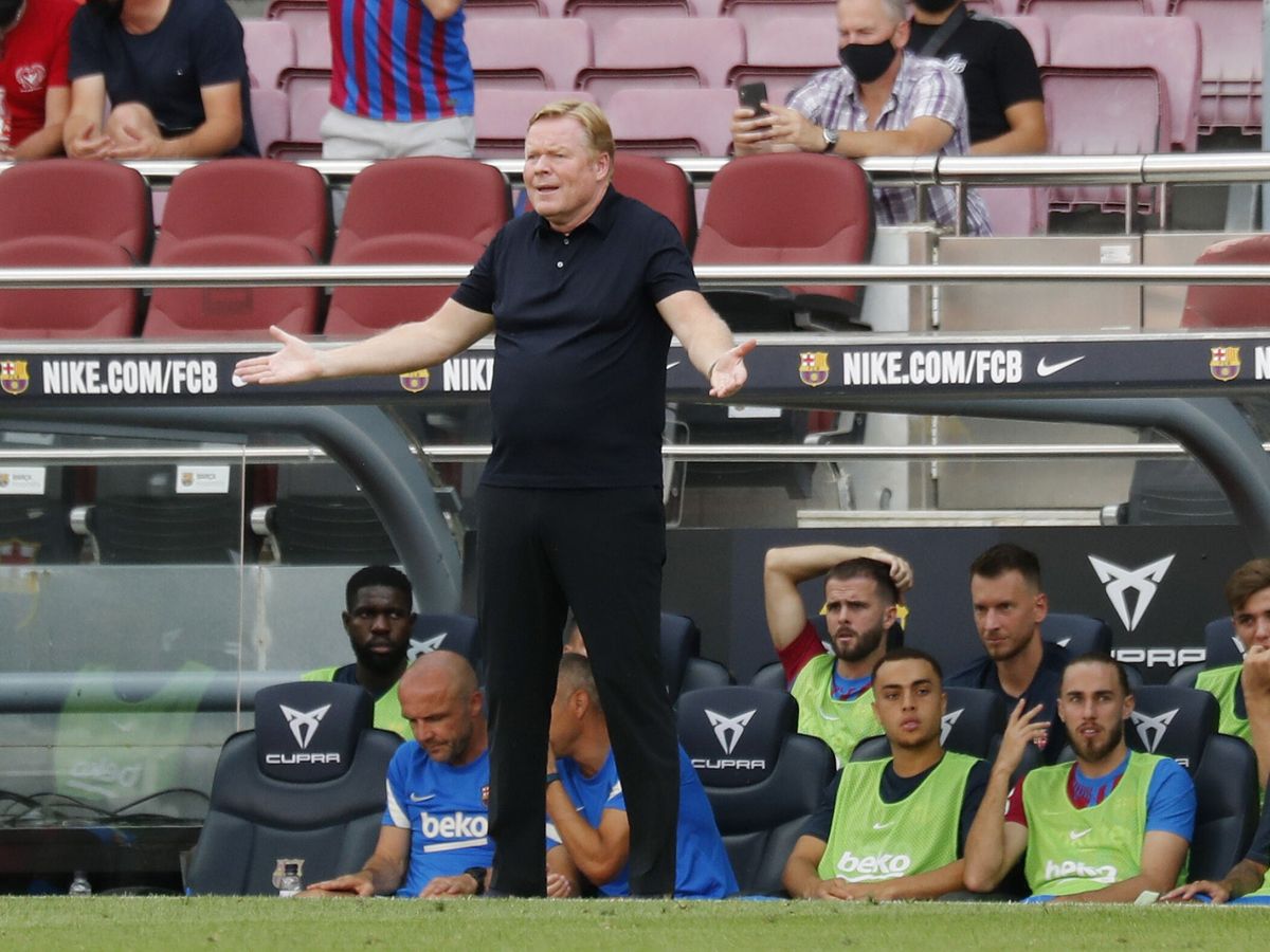 Foto: Ronald Koeman pide explicaciones a los suyos durante el Barça-Getafe. (Reuters)