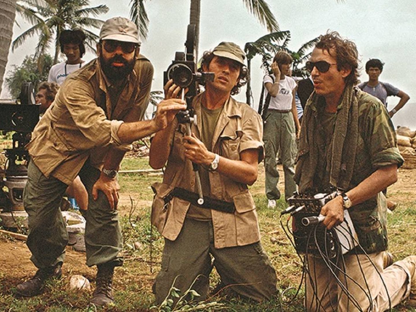 Coppola, Storaro y el diseñador de producción de 'Apocalypse Now'. (1979)