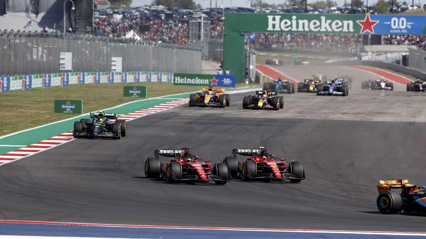 Leclerc fue de nuevo más rápido en clasificatorios, pero Sainz gestionó mejor la carrera (Europa Press)