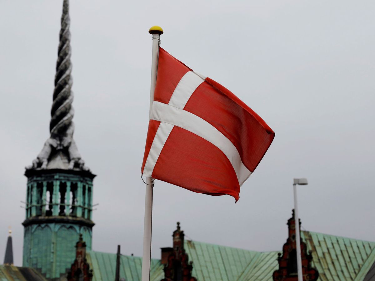 Foto: La bandera de Dinamarca. (Reuters)