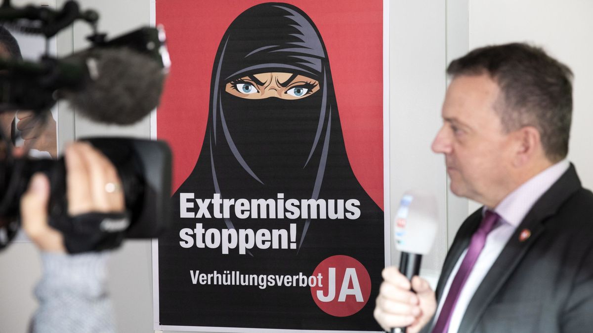 Suiza prohíbe el uso del burka en espacios públicos
