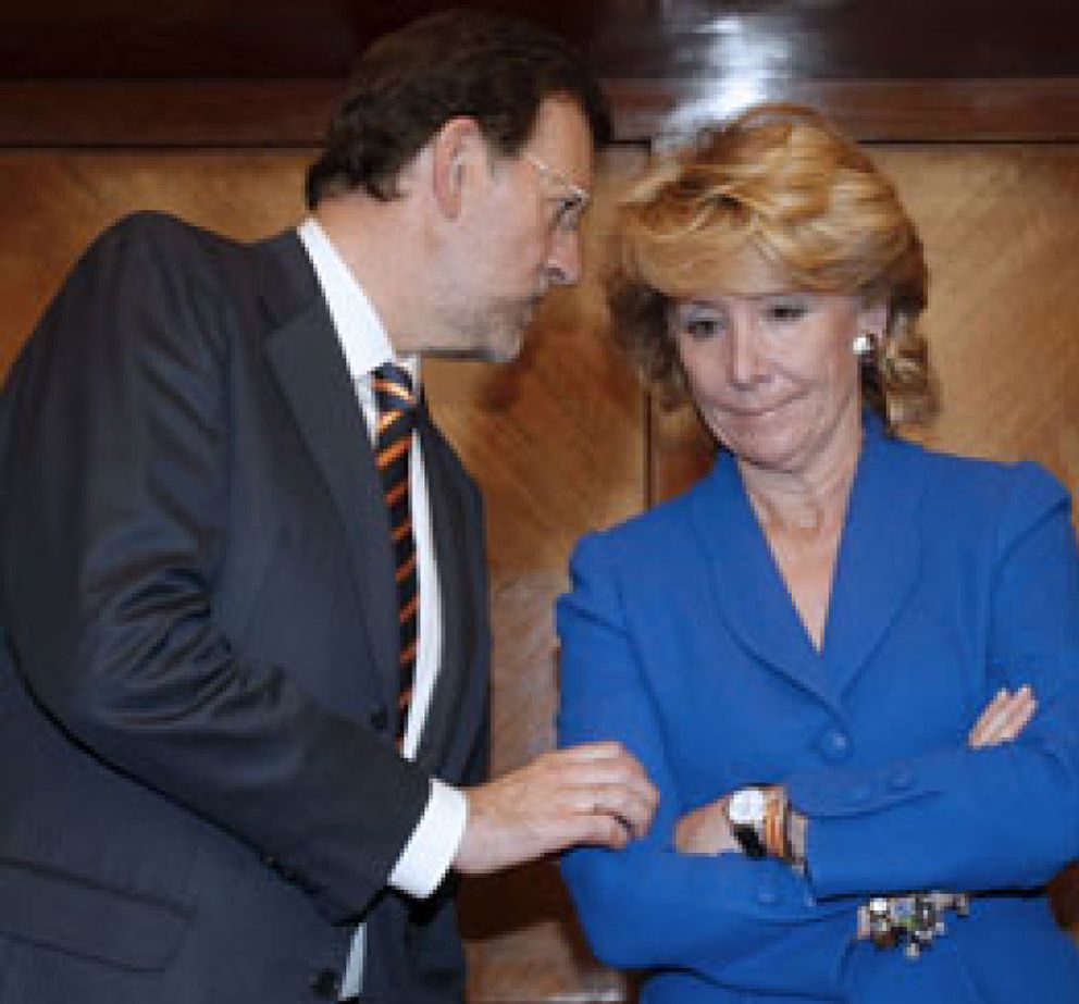 Foto: Rajoy quiere que, como Gallardón, Aguirre repita también como candidata a la Comunidad en 2011
